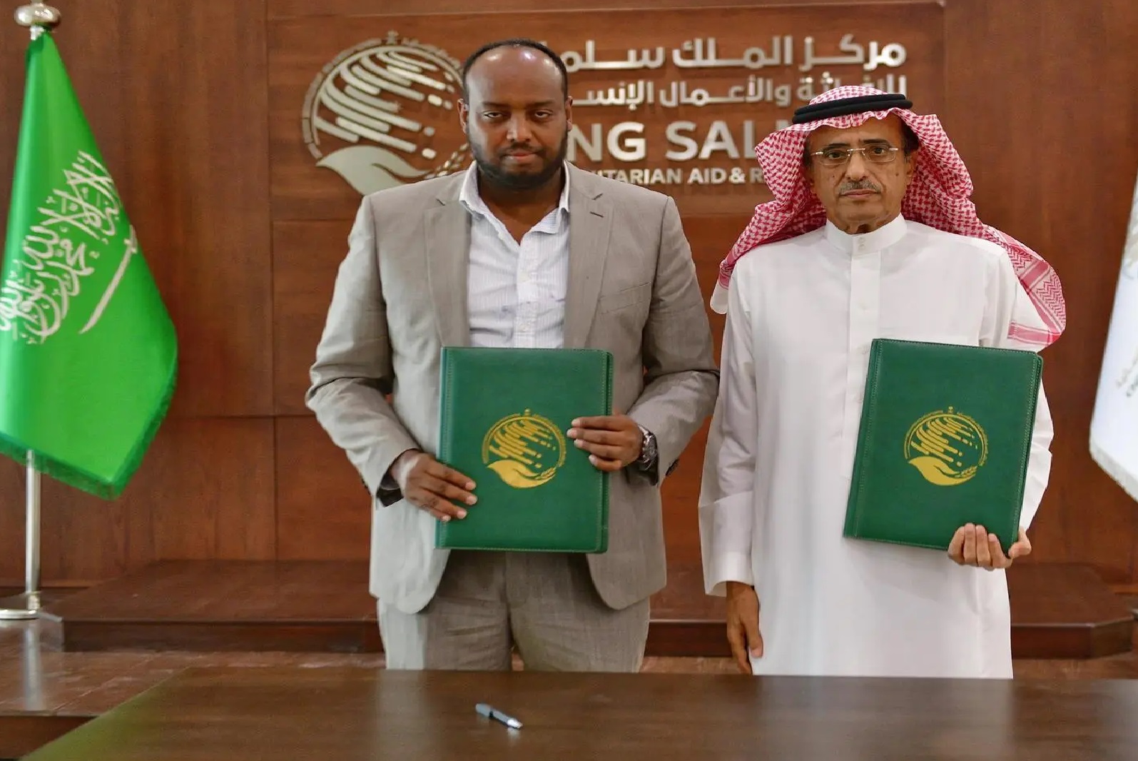 مركز الملك سلمان للإغاثة يوقع اتفاقية تعاون مشتركة مع المجلس النرويجي للاجئين لدعم معهد برعو التقني في الصومال